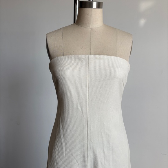 NWOT BCBGMaxAzria Strapless Wide Leg Jumpsuit in Cream Sz 2 - Picture 3 of 12